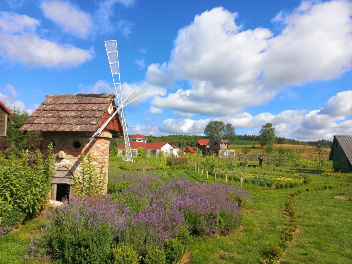 Villa Dom Malarki Mirosławiec Esterno foto